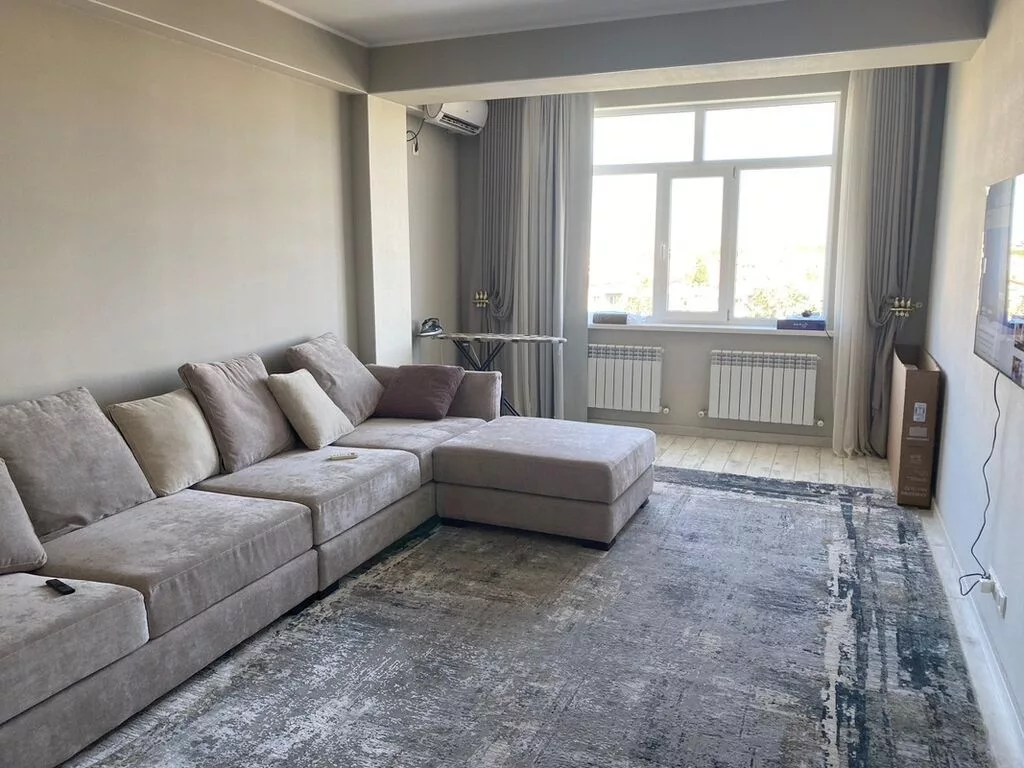 🏡 Продаётся 3-комнатная квартира в Бишкеке 📍 ул. Табышалиева, 13