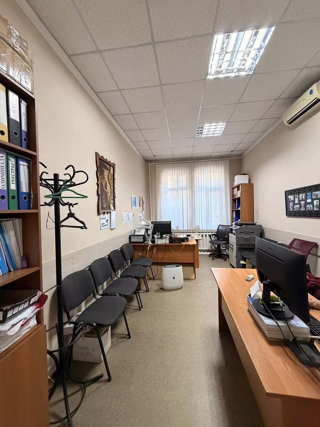 Аренда офисов, 200 м², В жилом комплексе