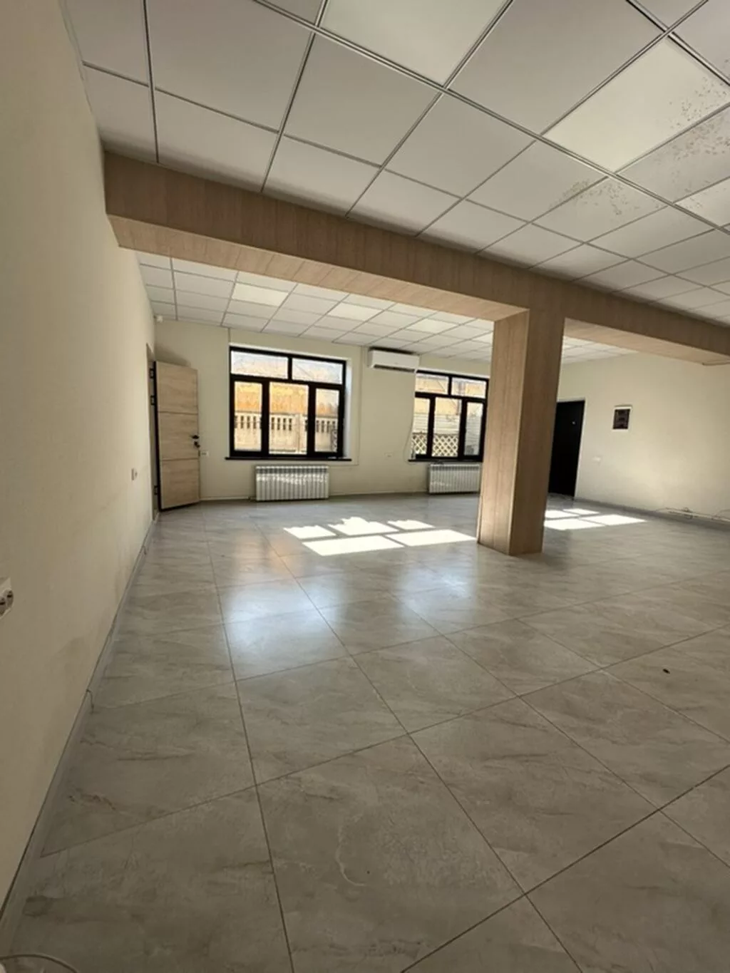 : 170 м², С ремонтом, С отдельным санузлом