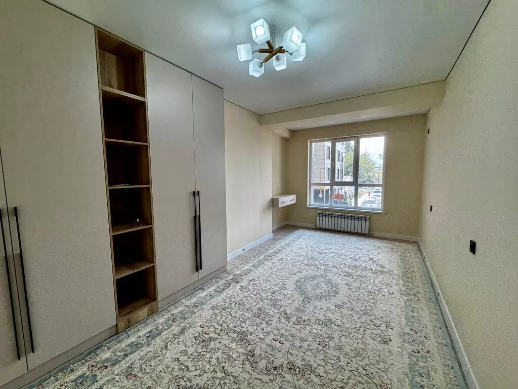 2 комнаты, 65 м², Ак-Орго ж/м Элитка, 2 этаж, Евроремонт