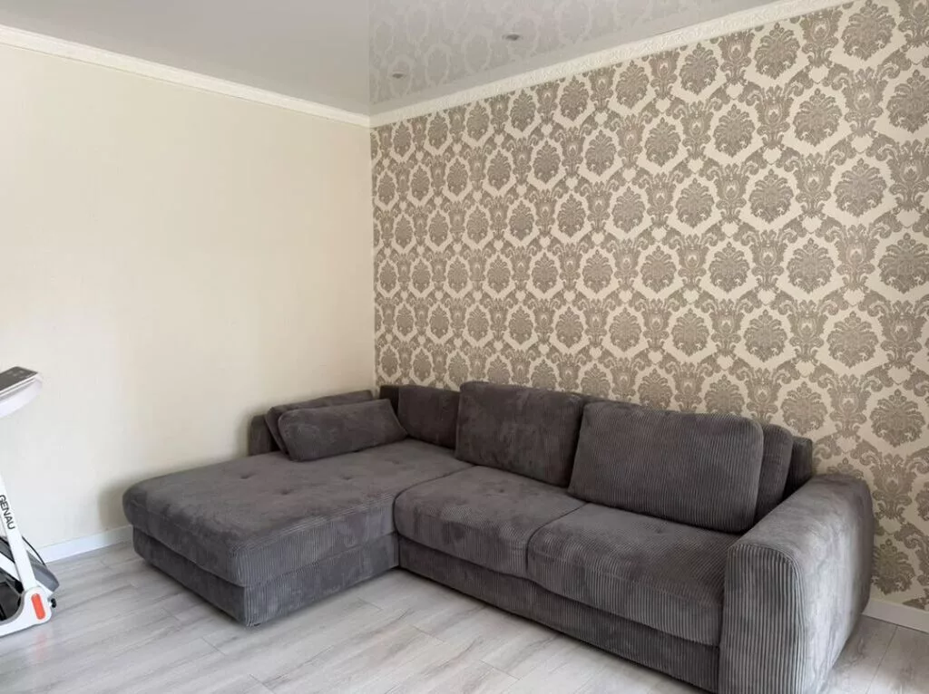 2 комнаты, 67 м², Улан-2 мкр 106 серия улучшенная, 6 этаж, Евроремонт