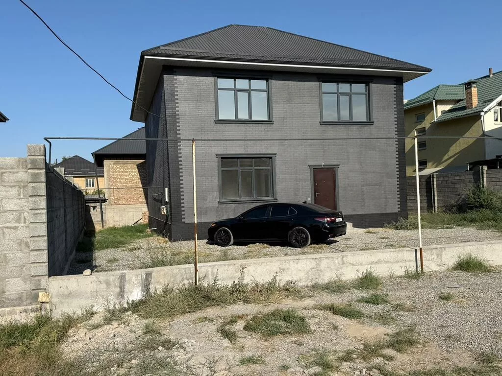 6 комнат и более, 280 м², 5 соток, Бишкек, Достук мкр Собственник