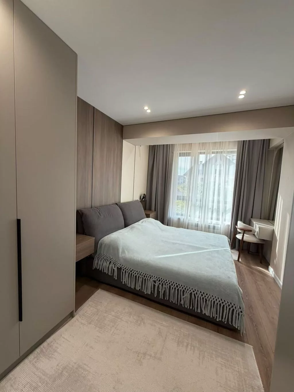 2 комнаты, 62 м², Ак-Кеме Элитка, 2 этаж, Дизайнерский ремонт