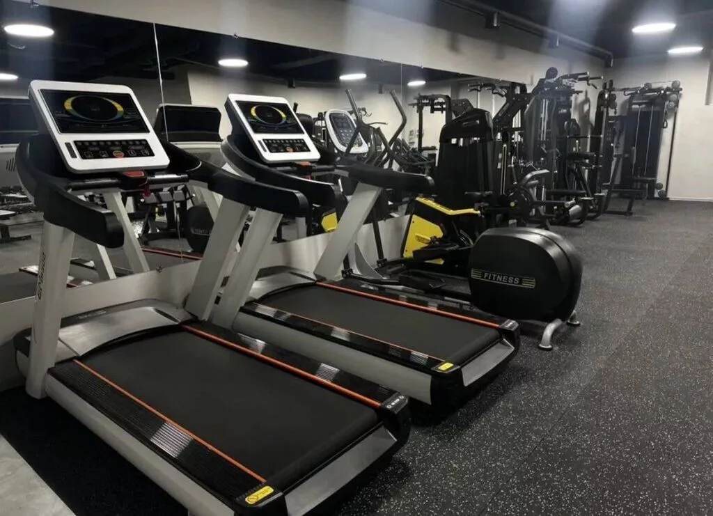 🏋️ ПРОДАЁТСЯ ДЕЙСТВУЮЩИЙ ТРЕНАЖЁРНЫЙ ЗАЛ 📍 Бишкек, ж/м Кара-Жыгач