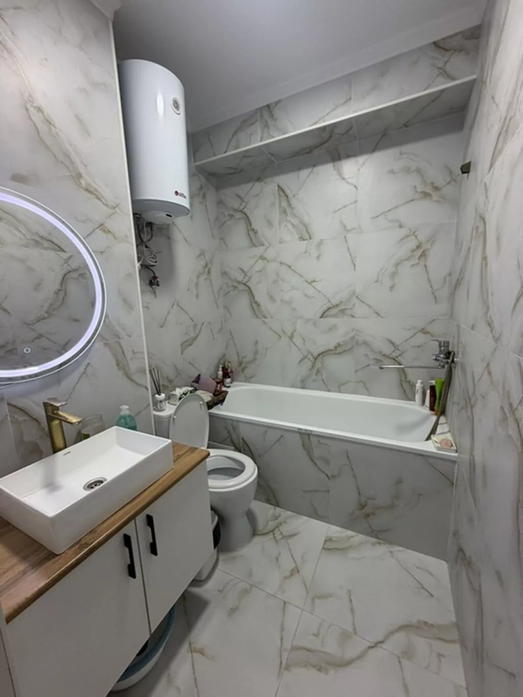 1 комната, 42 м², 12 мкр Элитка, 4 этаж, Евроремонт