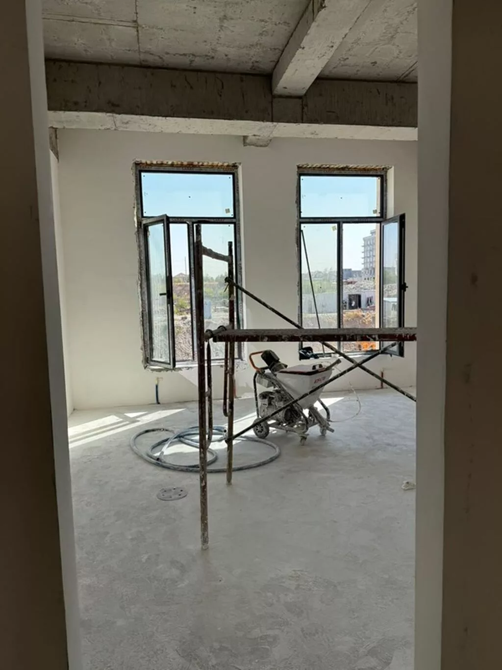 3 комнаты, 119 м², Асанбай мкр Элитка, 2 этаж, ПСО (под самоотделку)