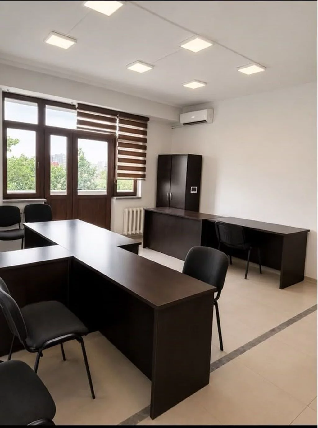 Аренда офисов, 150 м², В бизнес центре