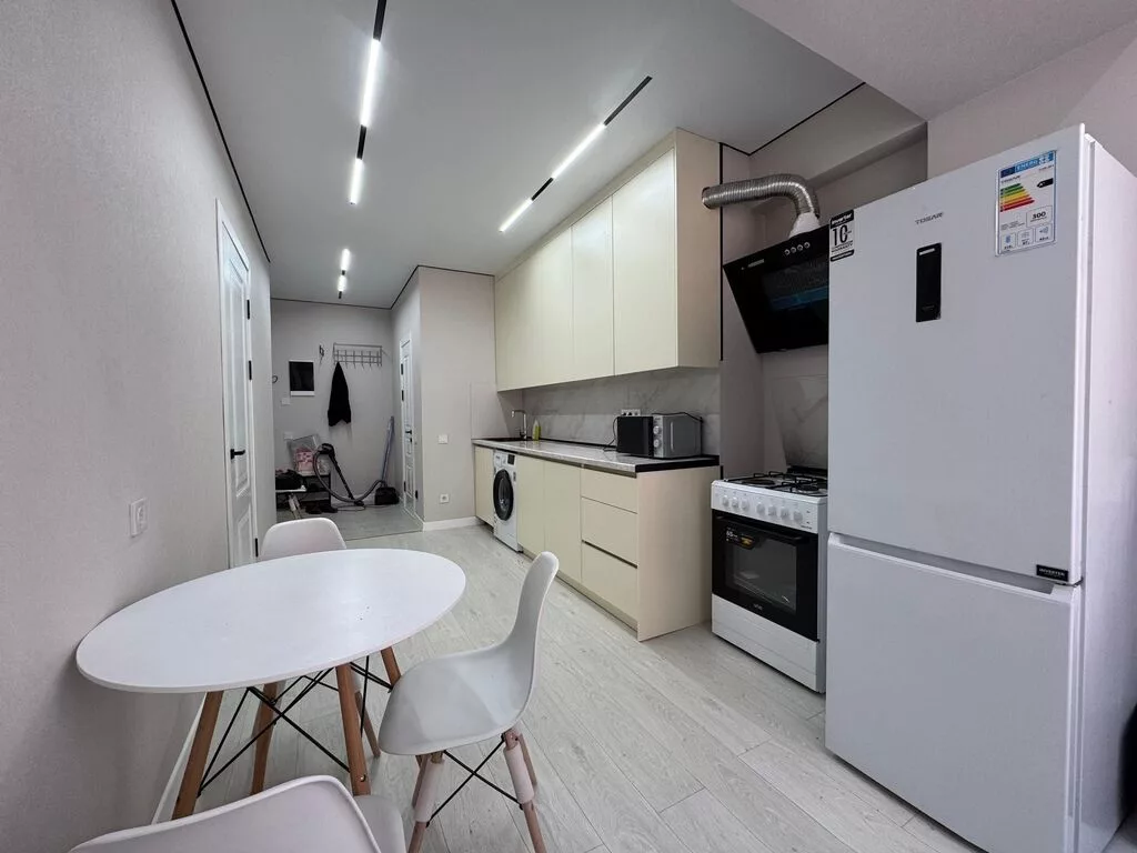 1 комната, 40 м², Асанбай мкр Элитка, 3 этаж, Евроремонт