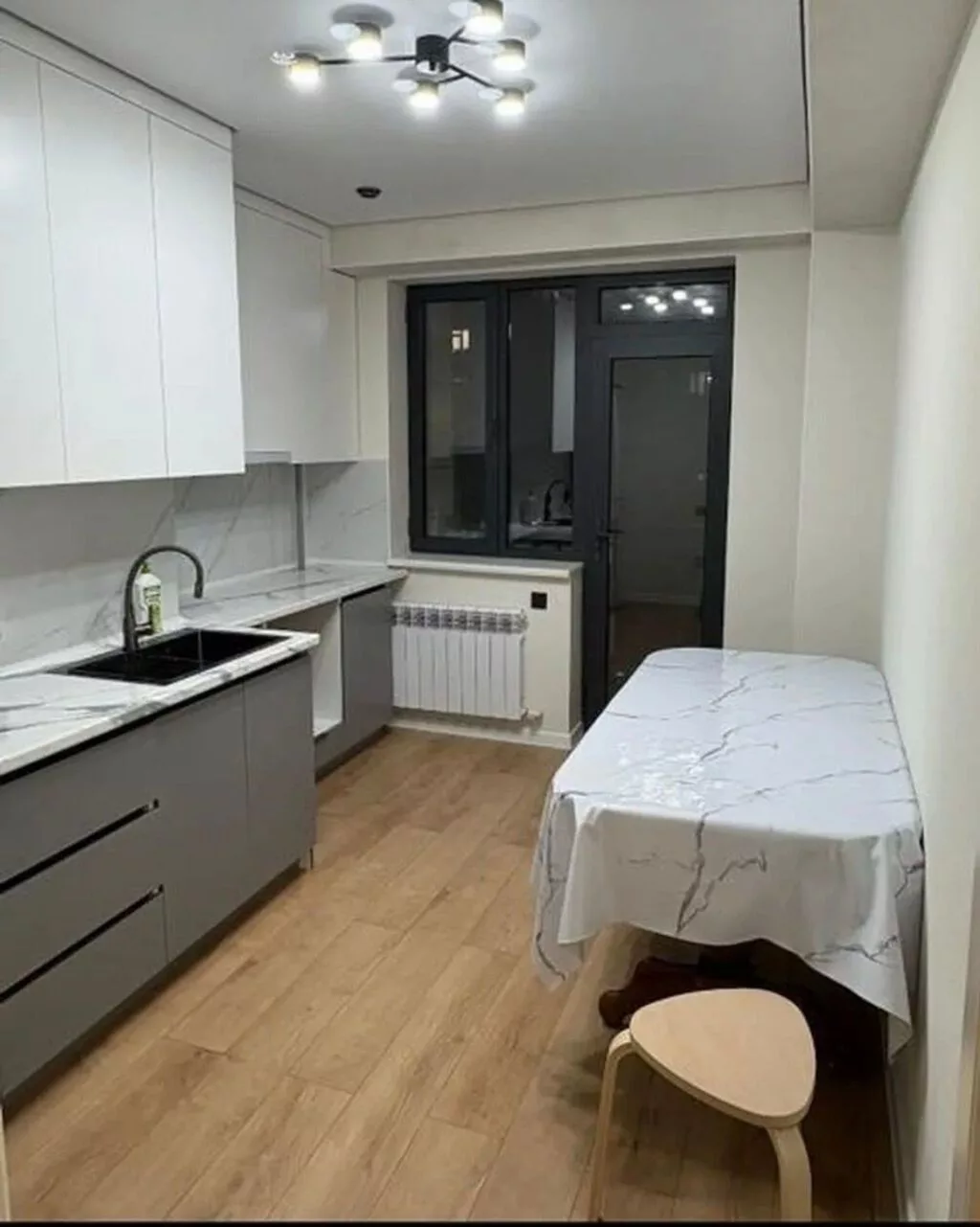 1 комната, 42 м², ул. Горького / Алматинка Элитка, 6 этаж, Евроремонт