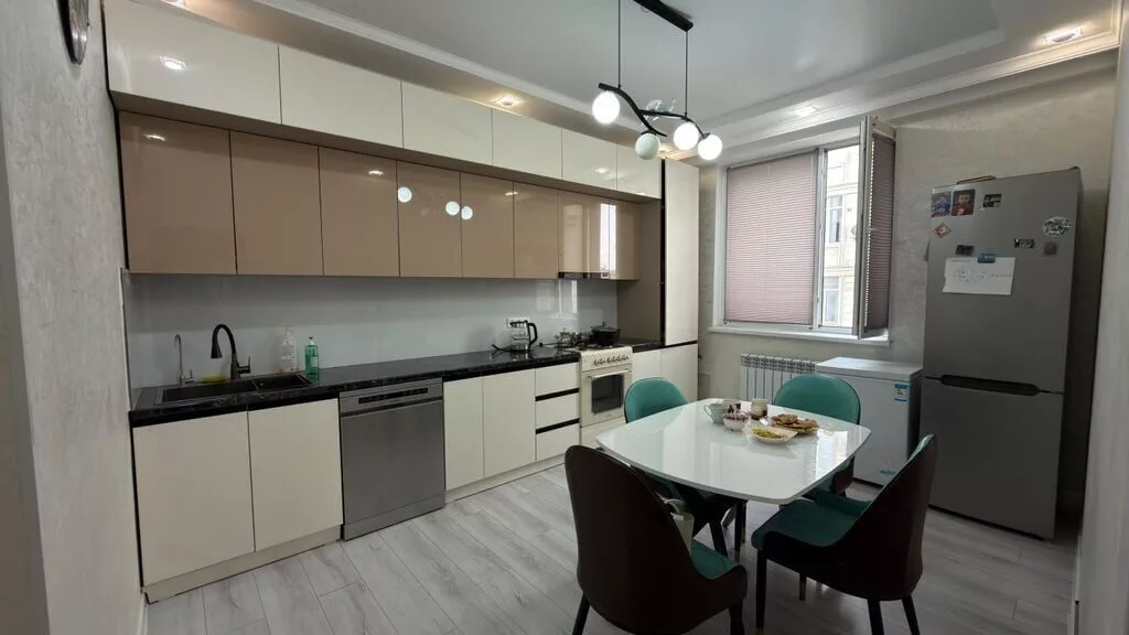 3 комнаты, 84 м², Кок-Жар мкр Элитка, 8 этаж, Евроремонт