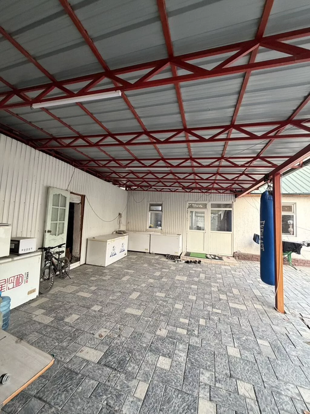 4 комнаты, 100 м², 6 соток, Бишкек, 110 квартал Собственник