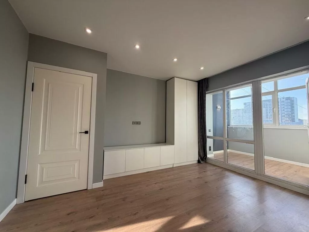 2 комнаты, 55 м², Цум Индивидуалка, 4 этаж, Евроремонт