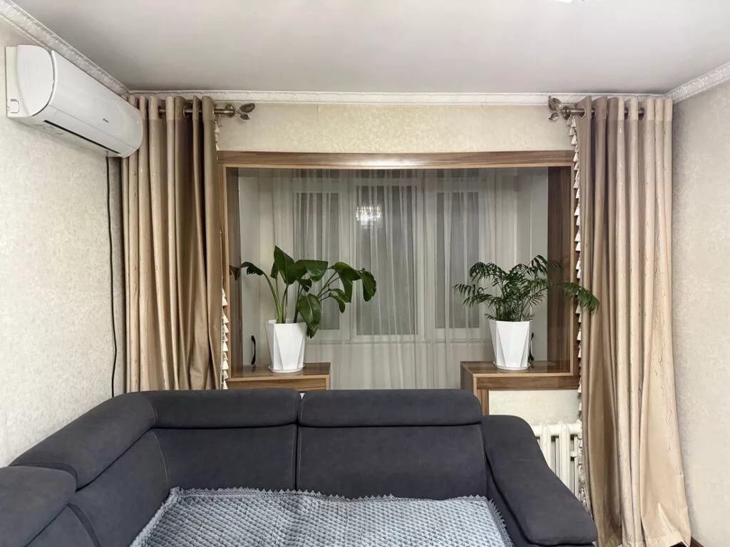 3 комнаты, 58 м², 8 мкр 104 серия, 2 этаж, Евроремонт