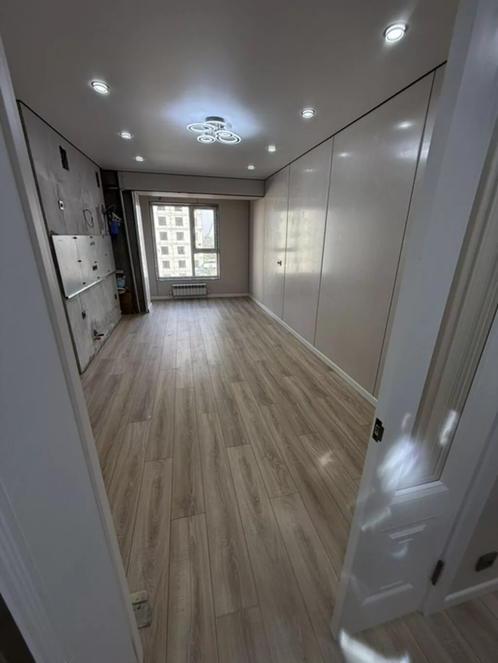 2 комнаты, 72 м², АЮ Гранд Элитка, 5 этаж, ПСО (под самоотделку)