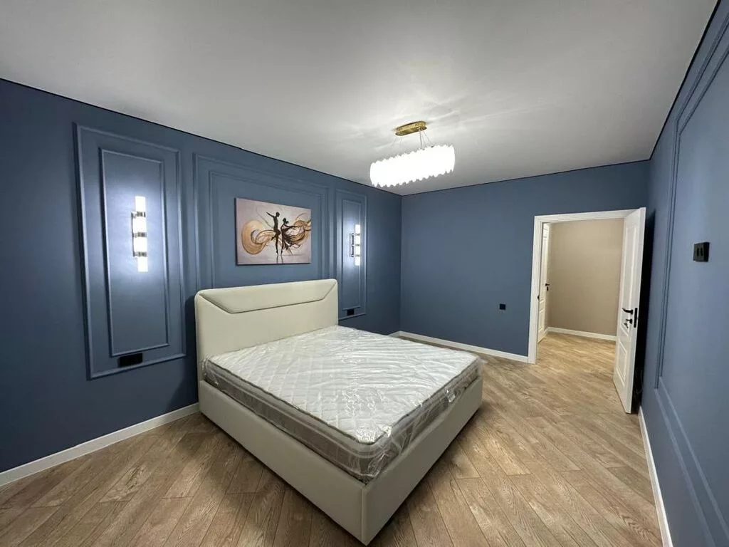 3 комнаты, 114 м², Кок-Жар мкр 106 серия улучшенная, 4 этаж, Дизайнерский ремонт
