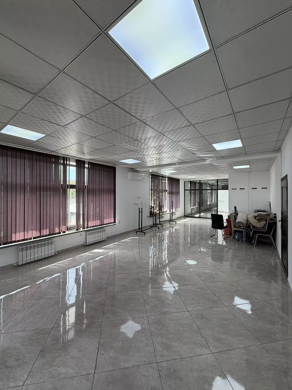 Аренда офисов, 90 м², 1 линия