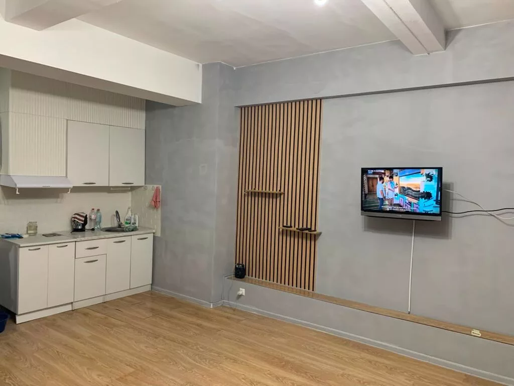 Студия, 36 м², Индивидуалка, Цокольный этаж этаж, Косметический ремонт