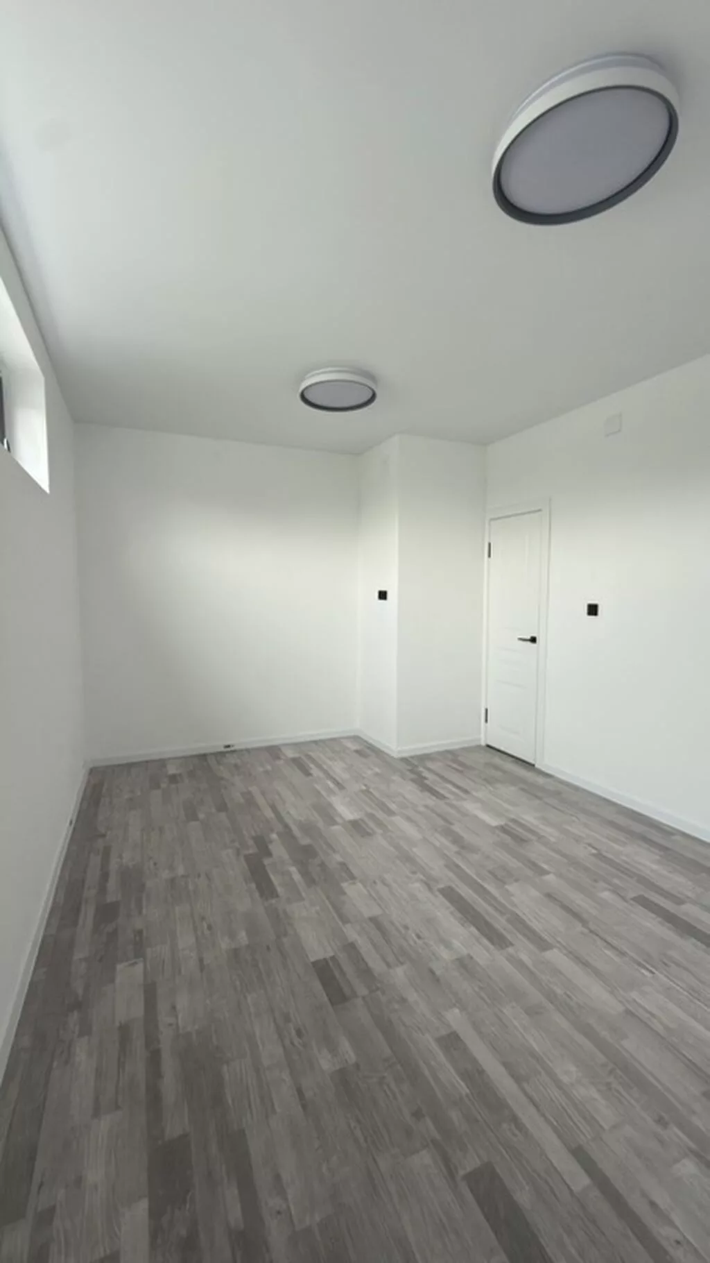 Сдаю Офисный кабинет: 15 м², С ремонтом, С отдельным санузлом