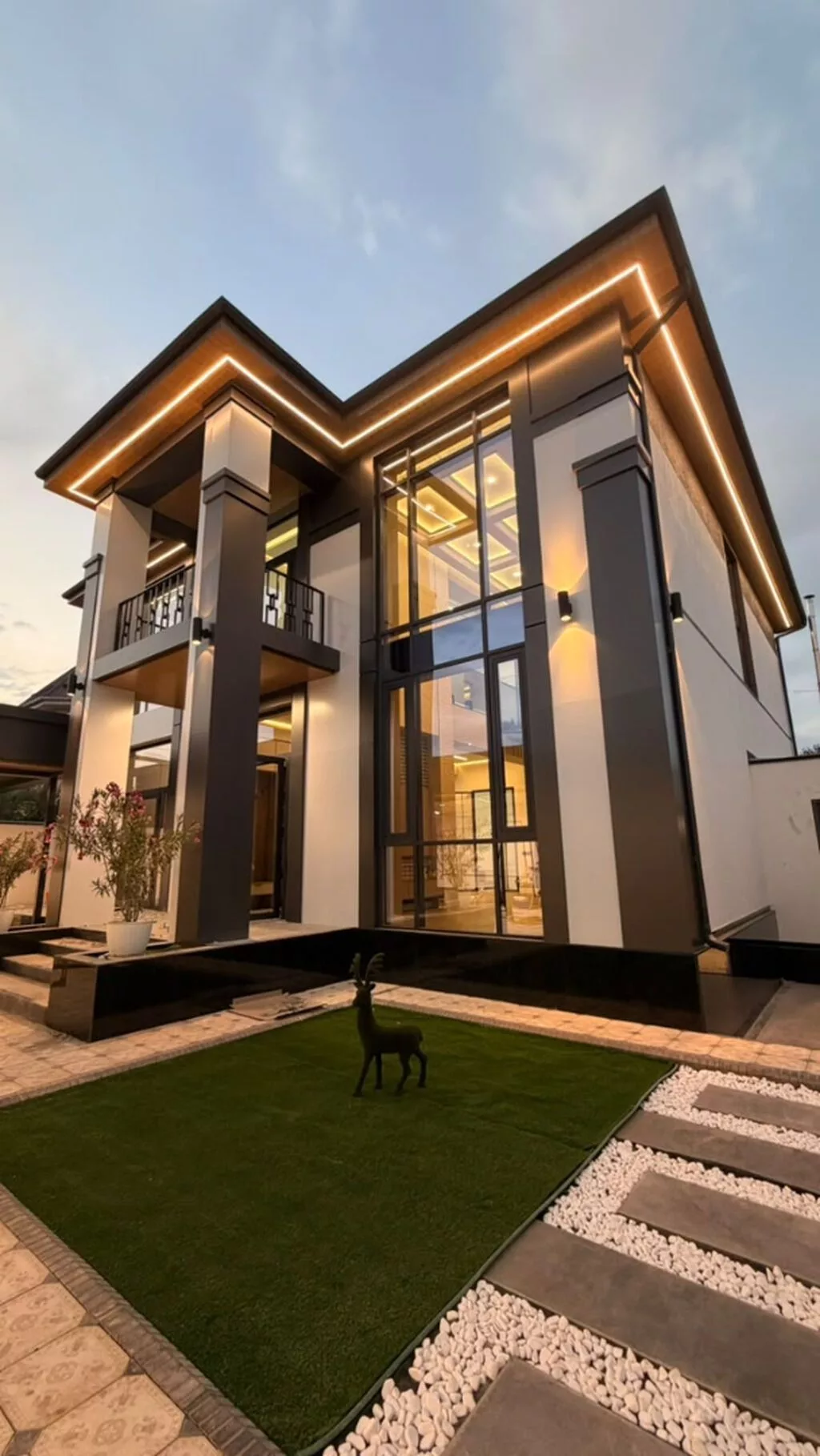 6 комнат и более, 250 м², 4 соток, Бишкек, Арча-Бешик ж/м Агентство недвижимости