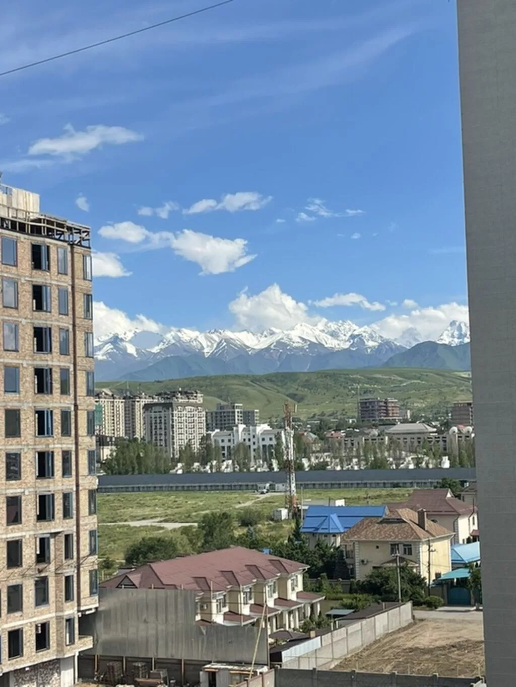 Аренда офисов, 58 м², В бизнес центре, С видом на горы