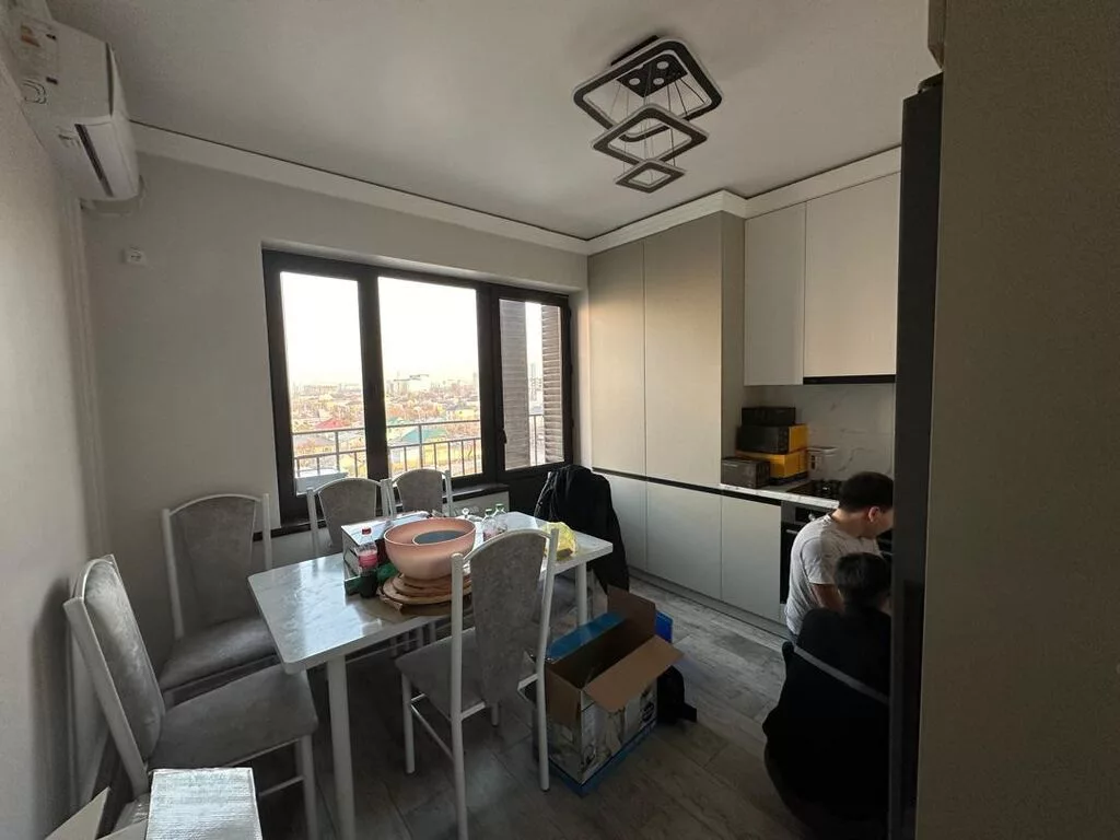 2 комнаты, 71 м², Элитка, 8 этаж, Свежий ремонт