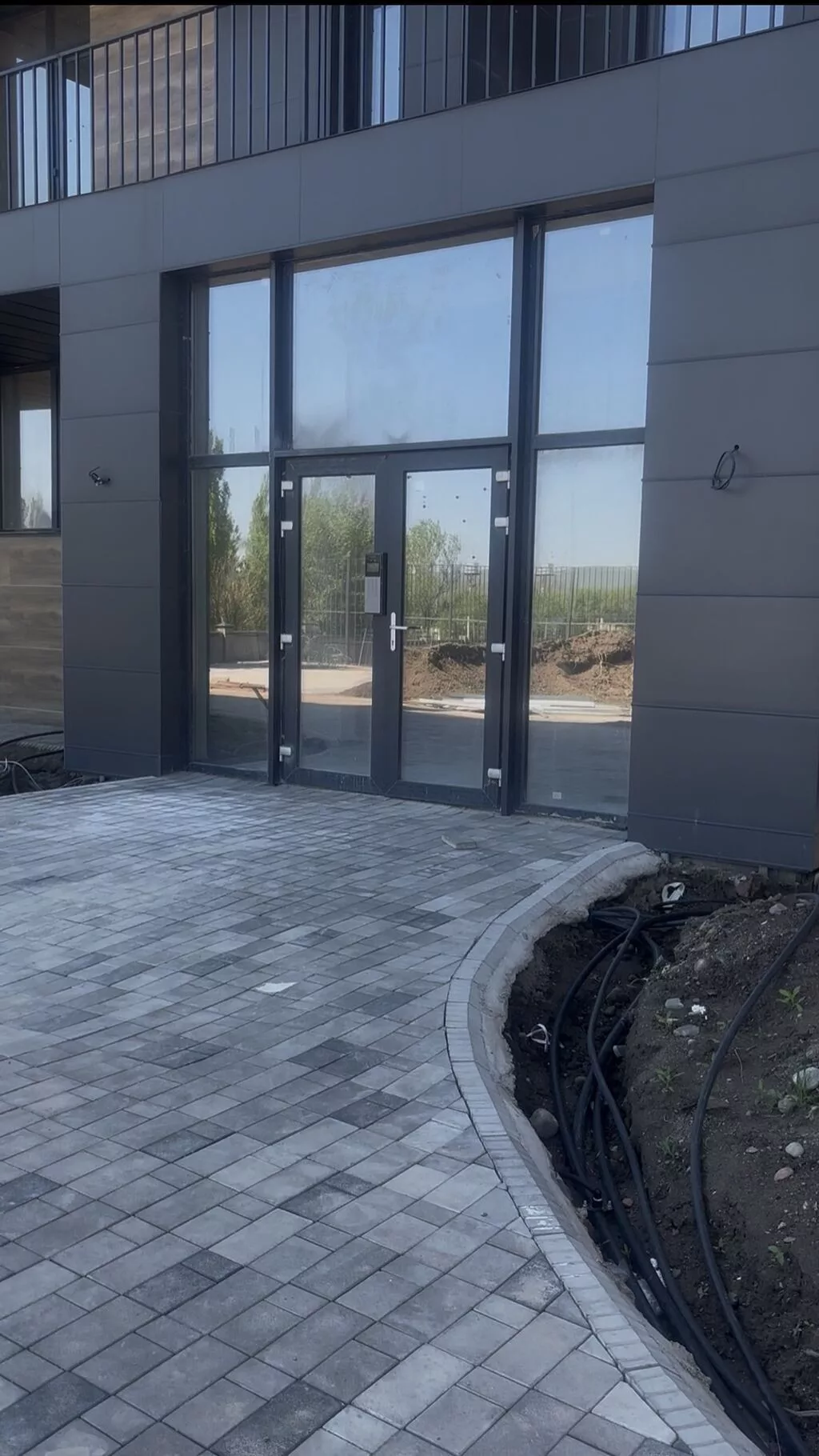 Сдан, Элитка, 3 комнаты, 85 м²