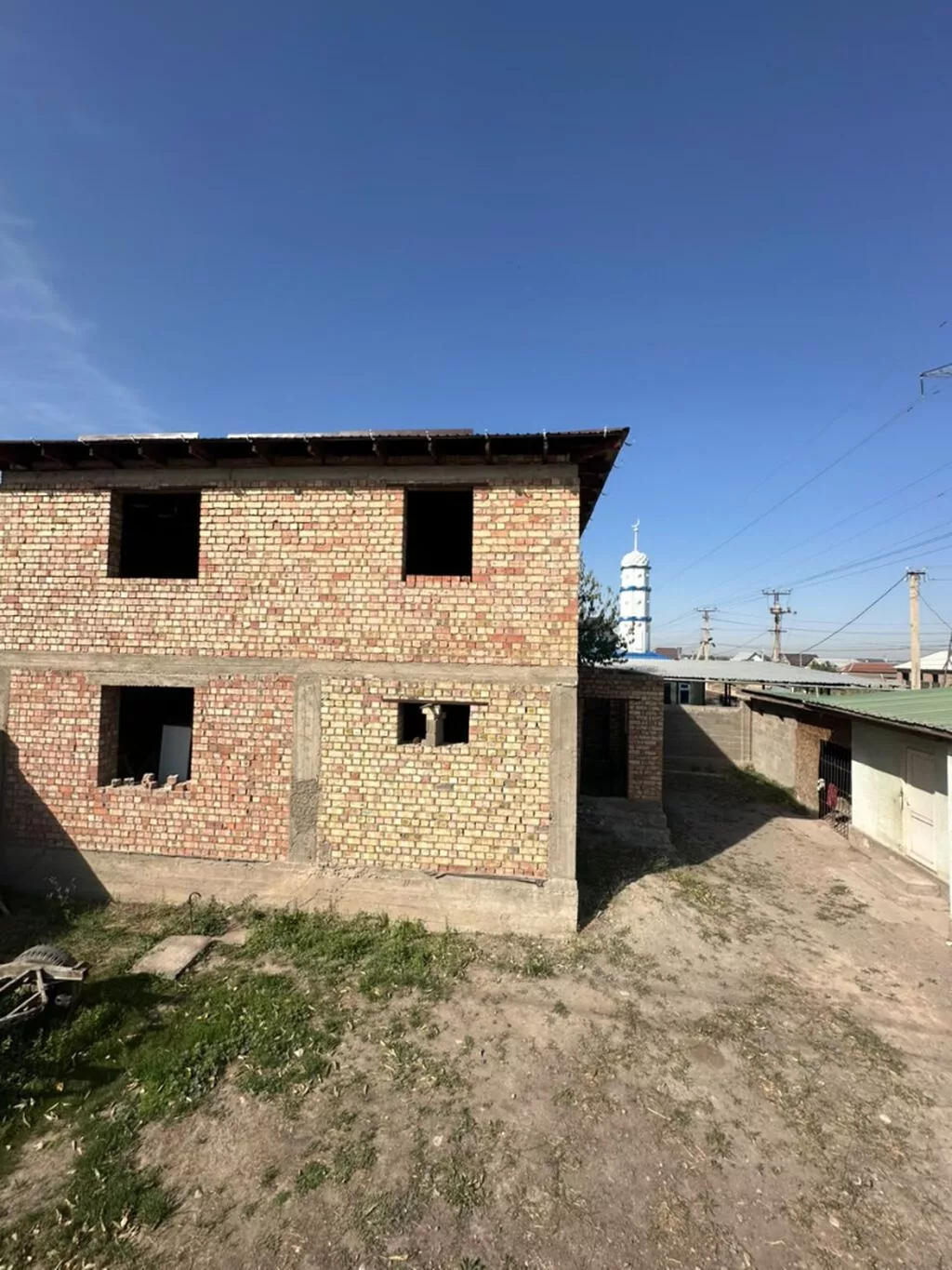 5 комнат, 200 м², 4 соток, Бишкек, Ак-Ордо 3 ж/м Агентство недвижимости