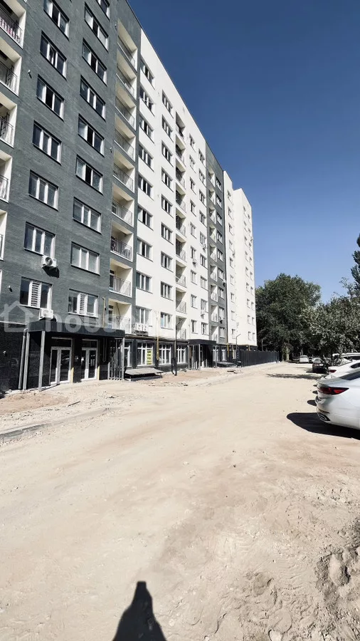 Продажа, коммерческая недвижимость: Чуйская область / Бишкек, город Бишкек, Шлагбаум — за 23 824 480 сом