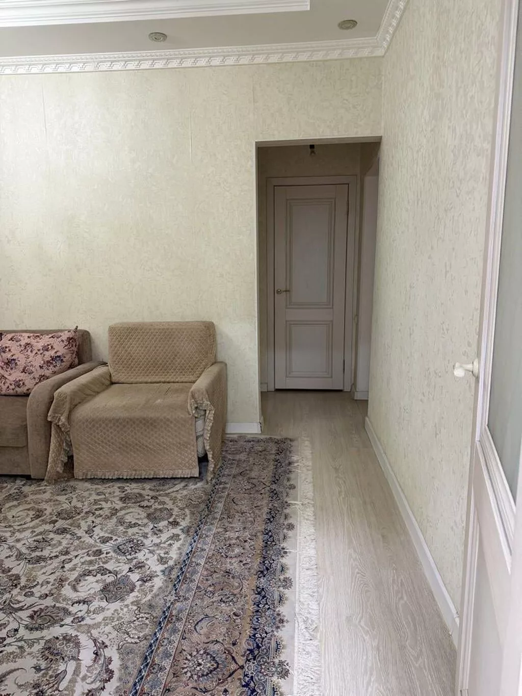 3 комнаты, 61 м², Молодая Гвардия 104 серия, 2 этаж, Косметический ремонт