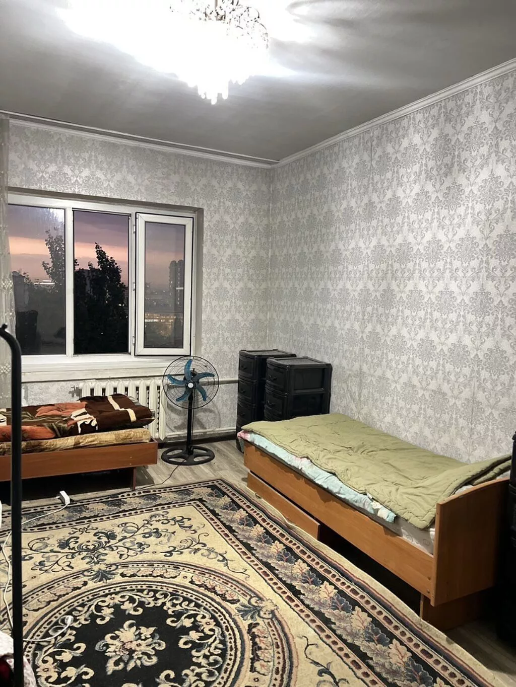 3 комнаты, 63 м², Золотой квадрат 106 серия, 9 этаж, Косметический ремонт