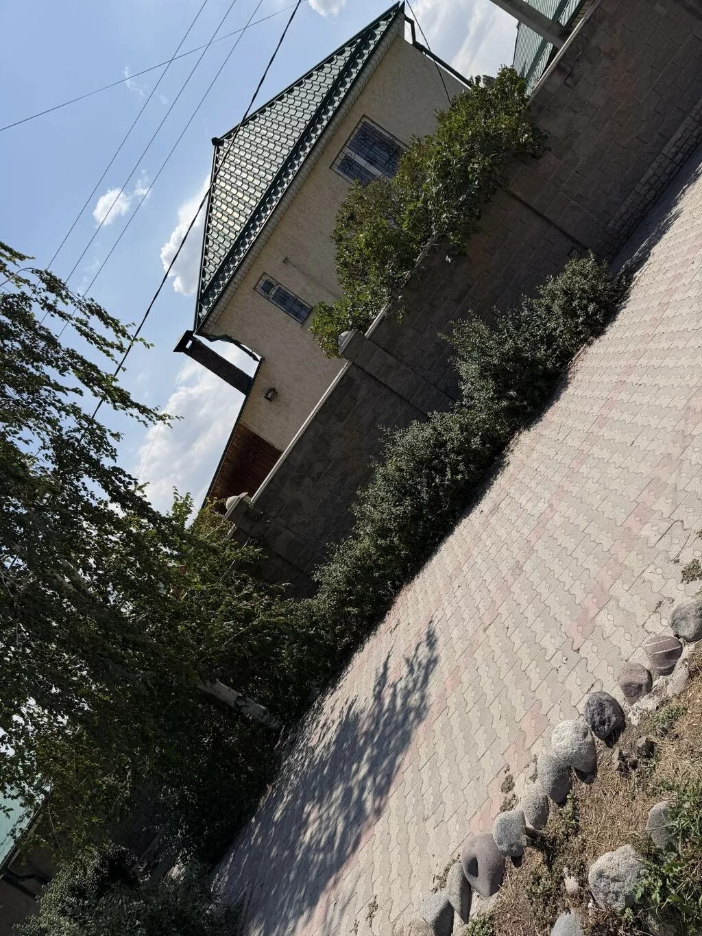 4 комнаты, 200 м², 10 соток, Новопокровка, Собственник
