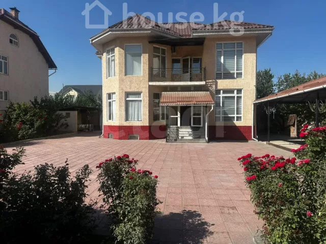 Аренда, дом, 6 и более-комн.: Чуйская область / Бишкек, город Бишкек, АЮ Grand -  — за 349 800 сом