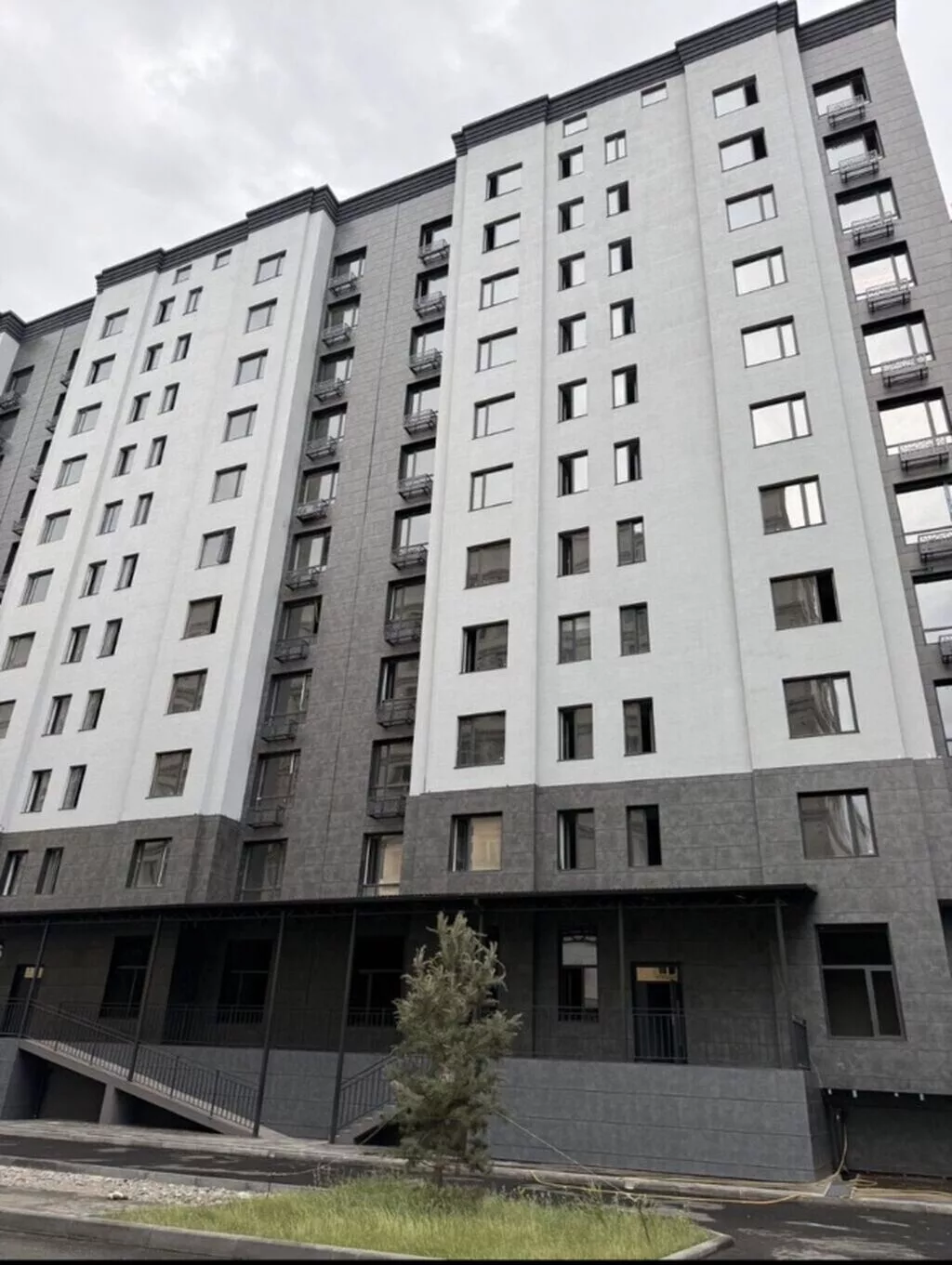 Сдан, Элитка, 2 комнаты, 67 м²