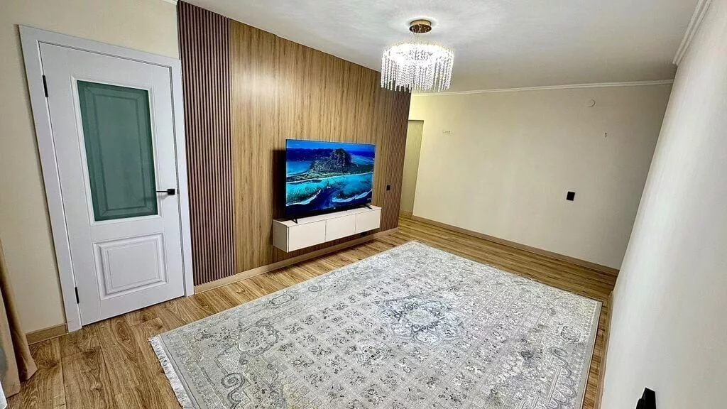 3 комнаты, 55 м², Восток-5 мкр Индивидуалка, 5 этаж, Евроремонт