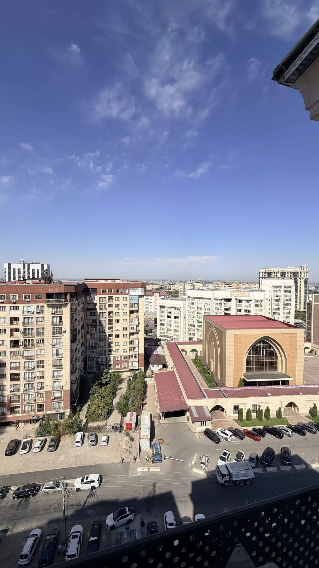 2 комнаты, 81 м², 7 мкр Элитка, 12 этаж, Дизайнерский ремонт