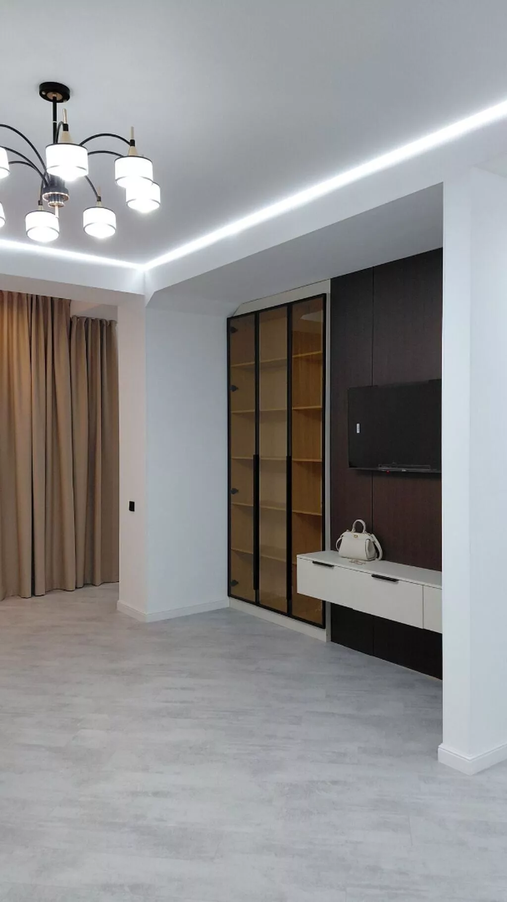 2 комнаты, 58 м², Золотой квадрат Элитка, 7 этаж, Евроремонт