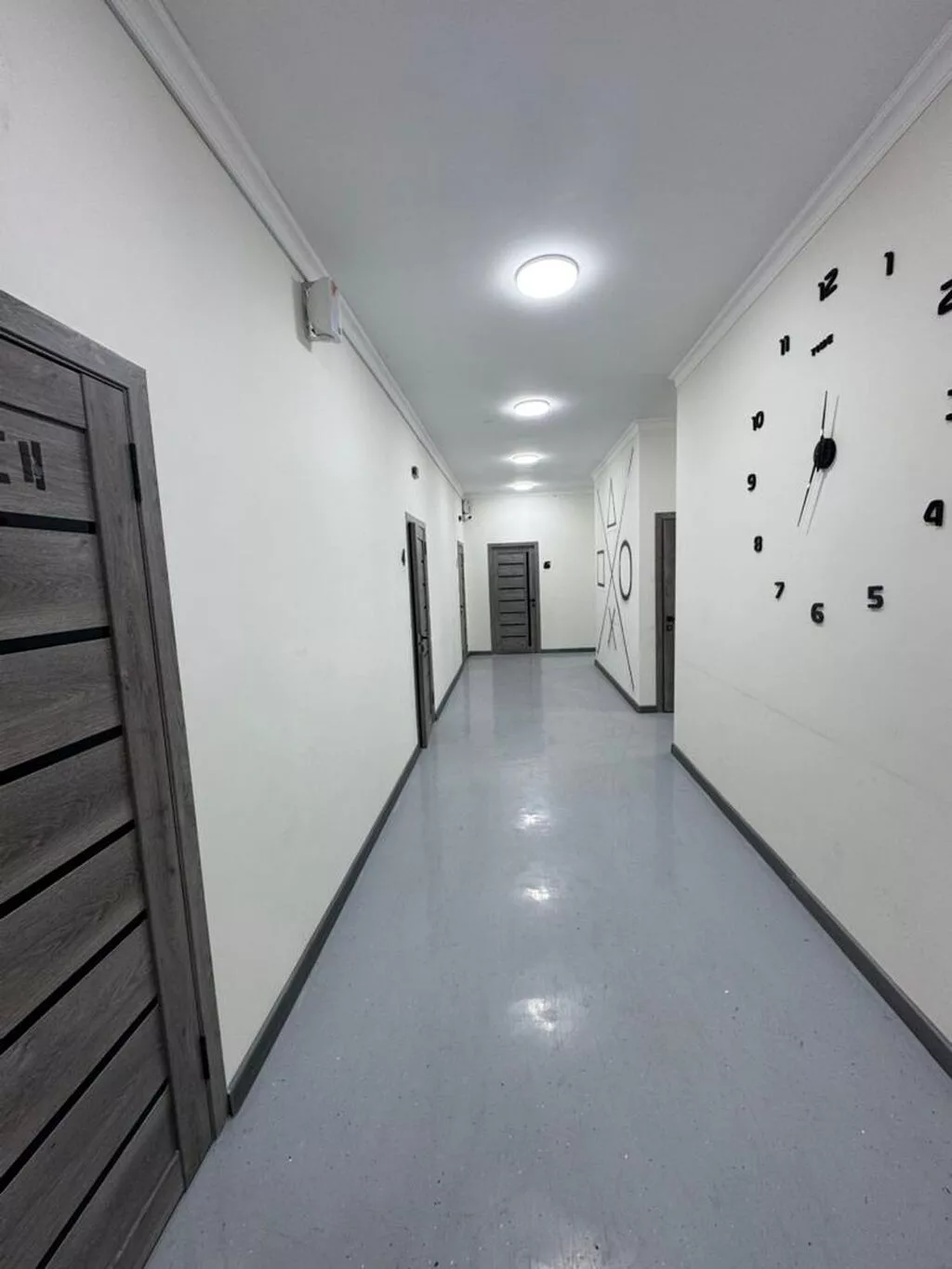 Продажа офисов 202 м², С ремонтом, 2 этаж
