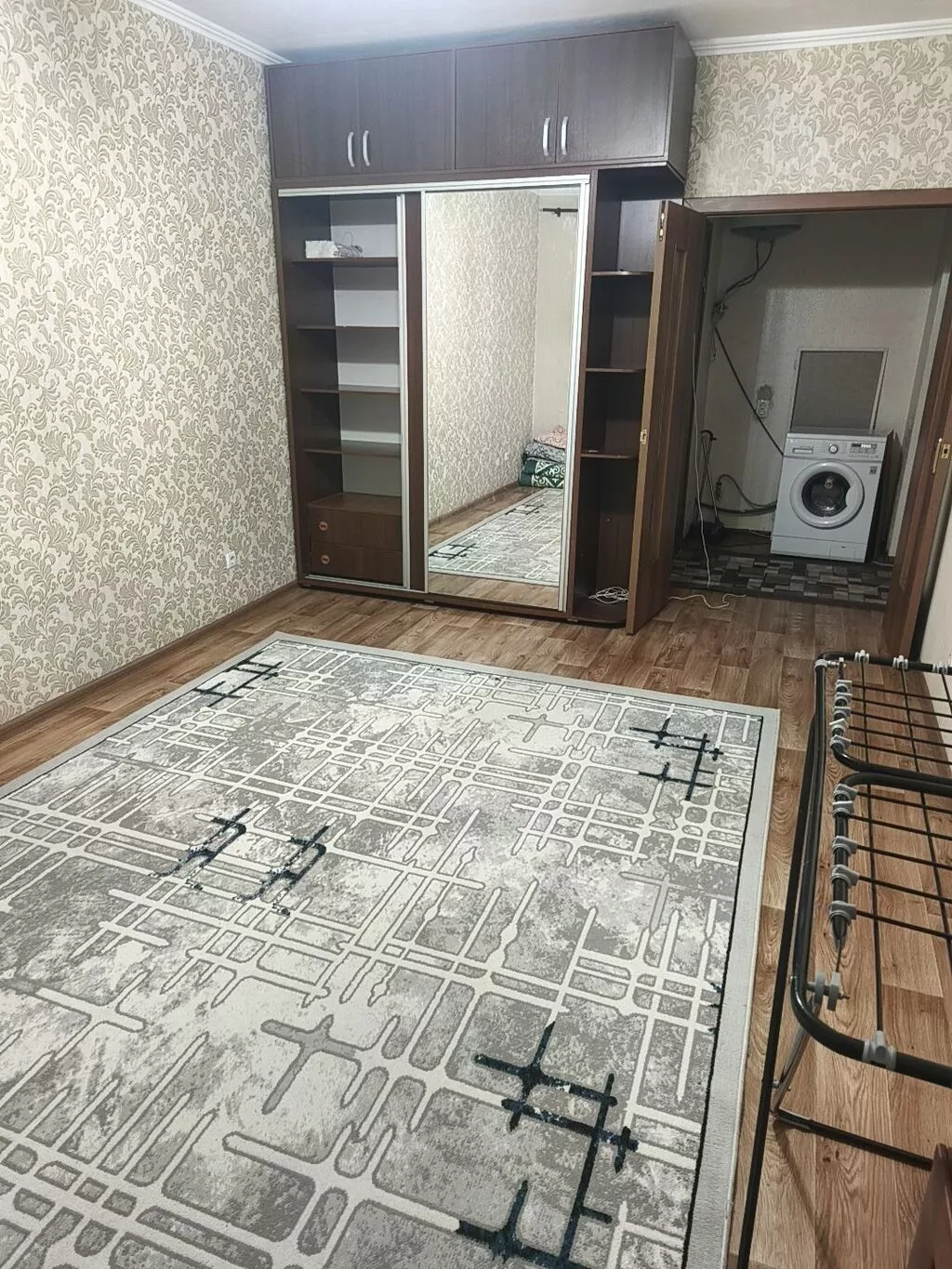 1 комната, Улан мкр Собственник, Студентам, от 1 месяца, С мебелью частично