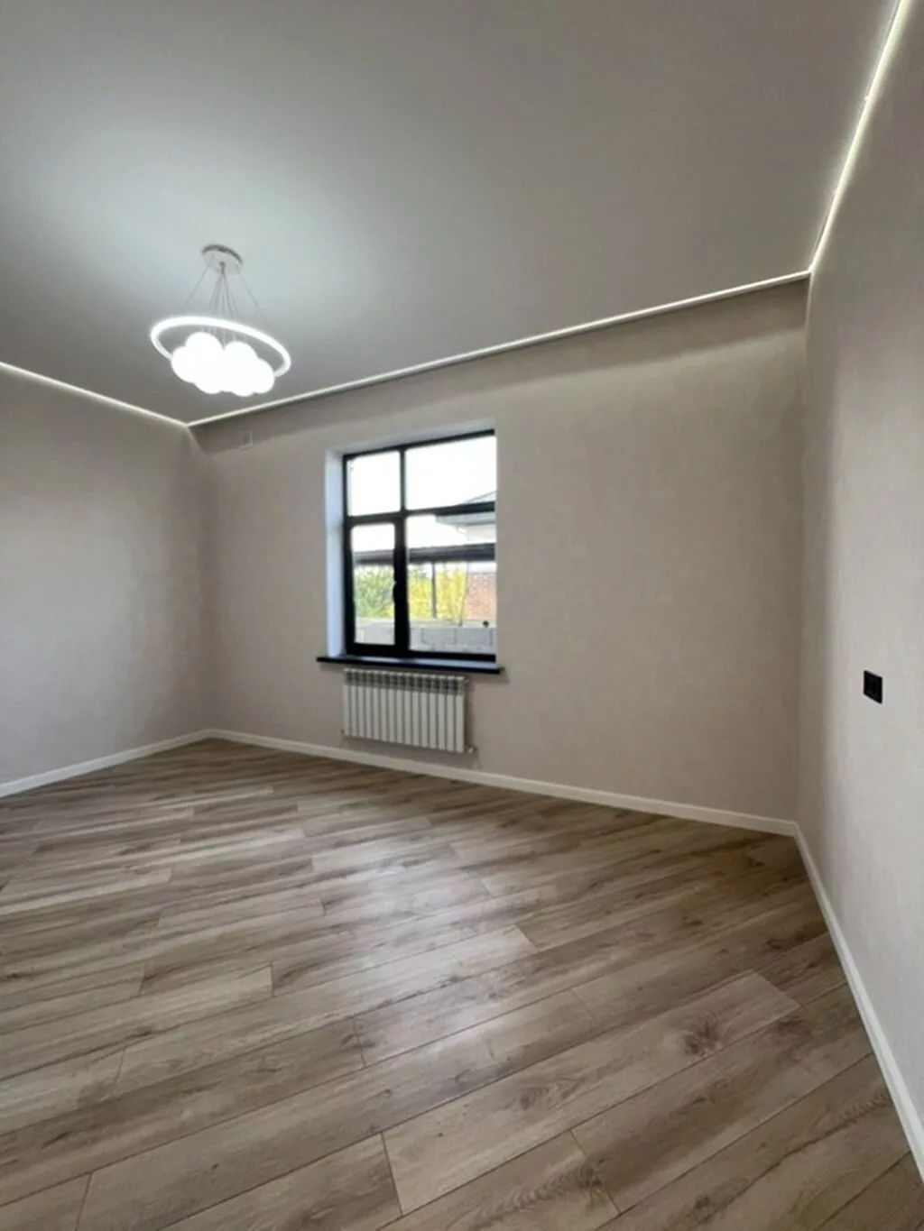 4 комнаты, 130 м², 3 соток, Новопавловка, Риэлтор