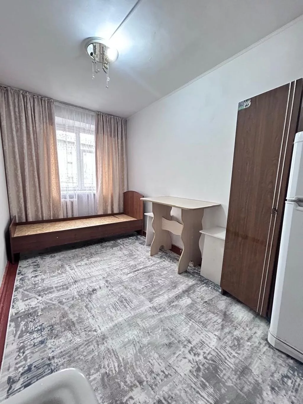 1 комната, 10 м², ул. Ахунбаева / Малдыбаева Гостиничный тип, 3 этаж, Косметический ремонт