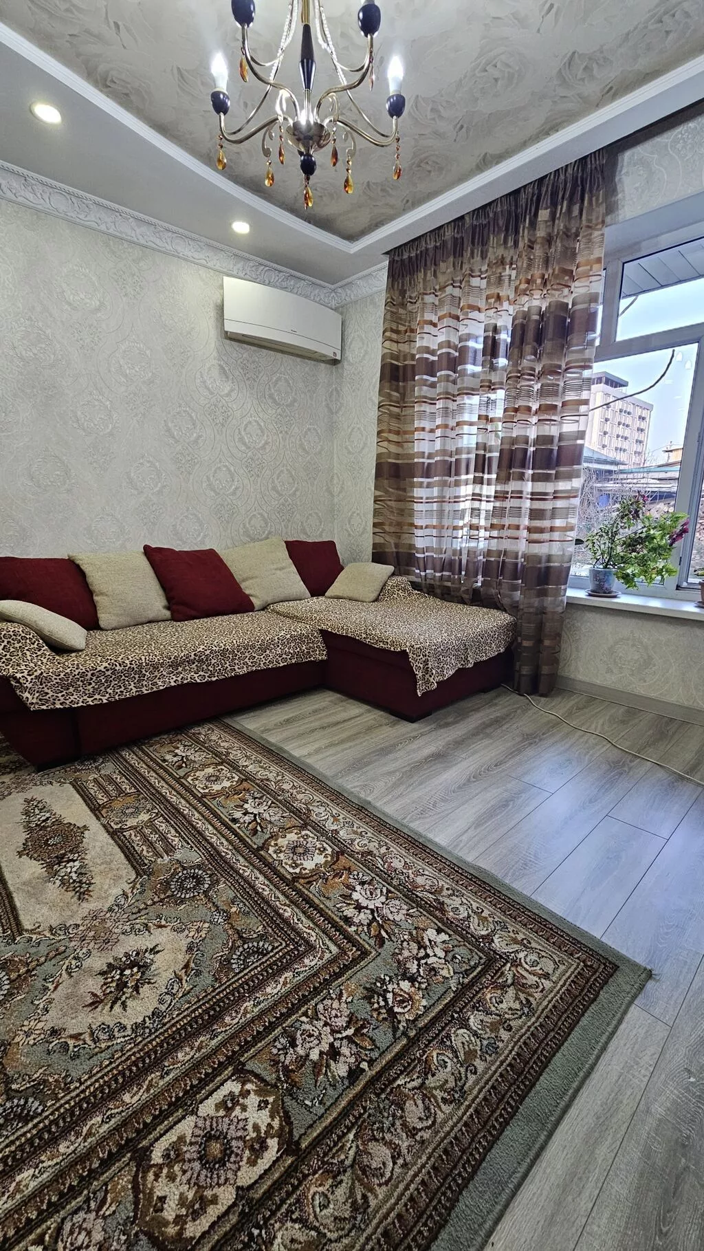 180 м², 5 комнат, Пишпек, Семейным