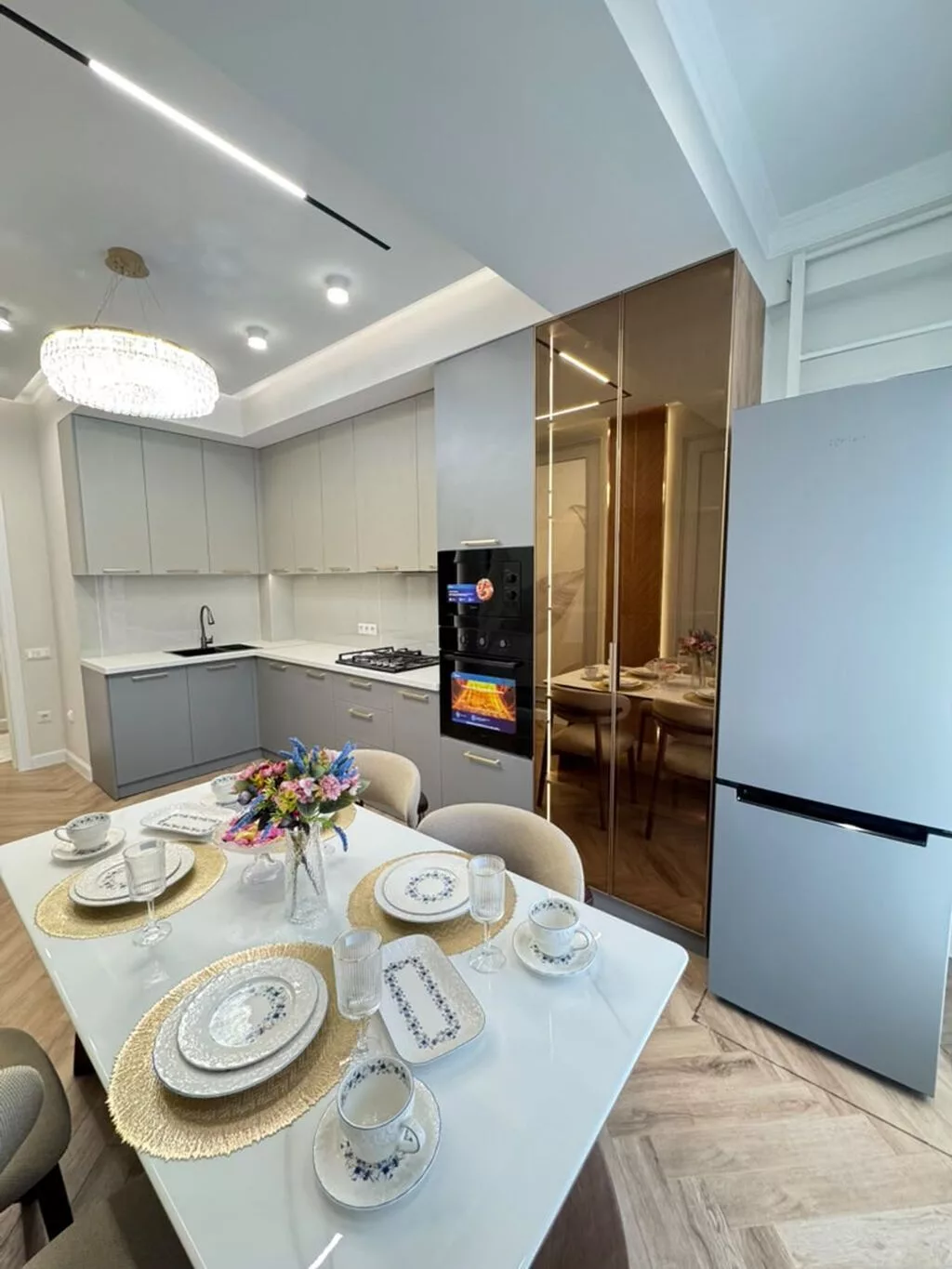 3 комнаты, 96 м², Асанбай мкр Элитка, 10 этаж
