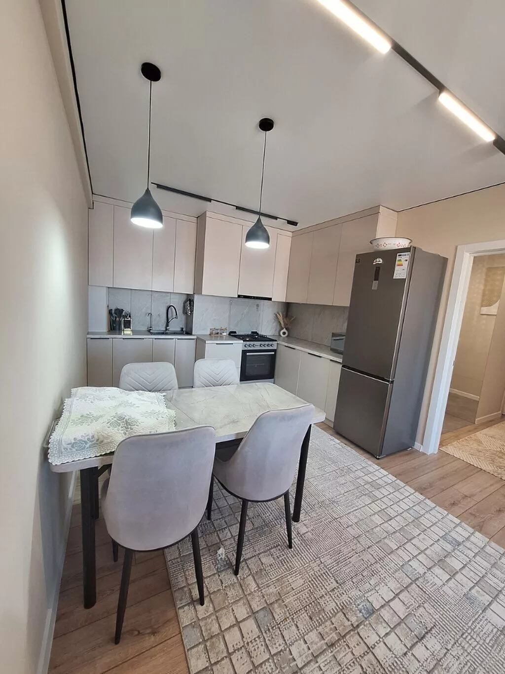 3 комнаты, 77 м², ул. Гагарина Элитка, 6 этаж, Евроремонт