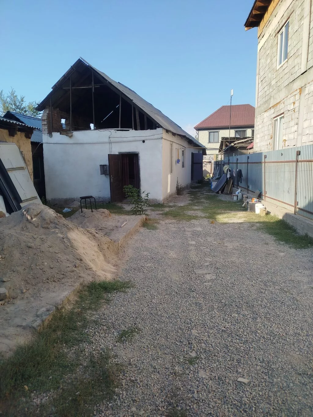 4 комнаты, 80 м², 3 соток, Бишкек, Дордой Моторс рынок Собственник