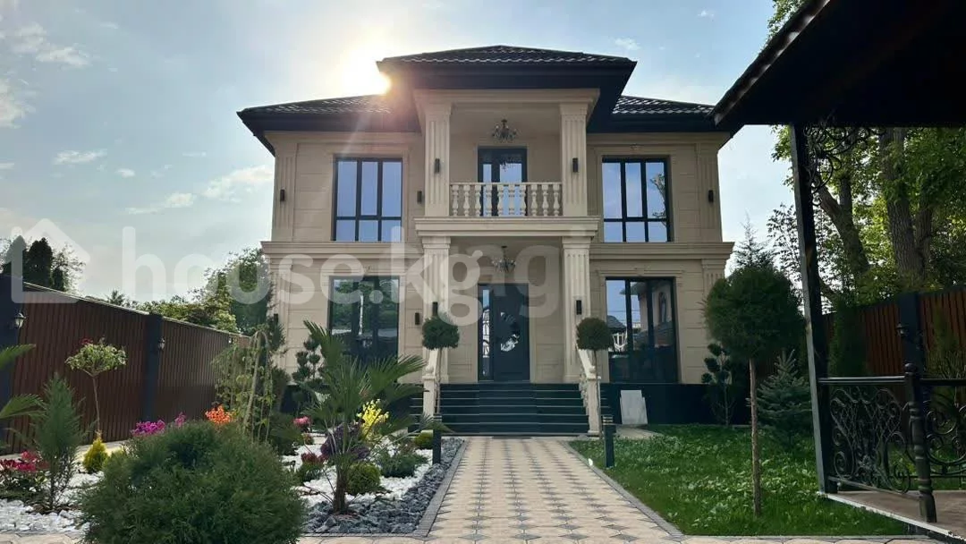 Продажа Дом, 6 и более: город Бишкек, Киргизия 1 ж/м — за 127 600 000 ⃀
