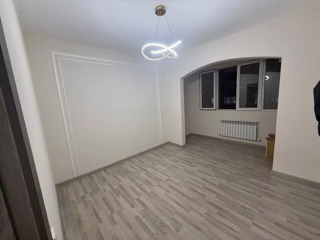 3 комнаты, 83 м², Кок-Жар мкр 108 серия, 4 этаж, Евроремонт
