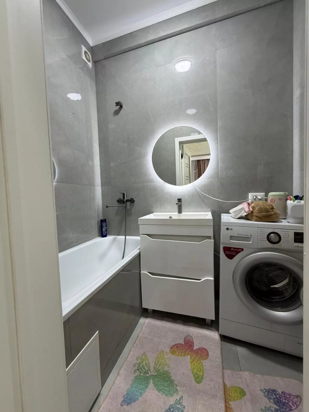 3 комнаты, 84 м², Кок-Жар мкр 8 этаж, Свежий ремонт