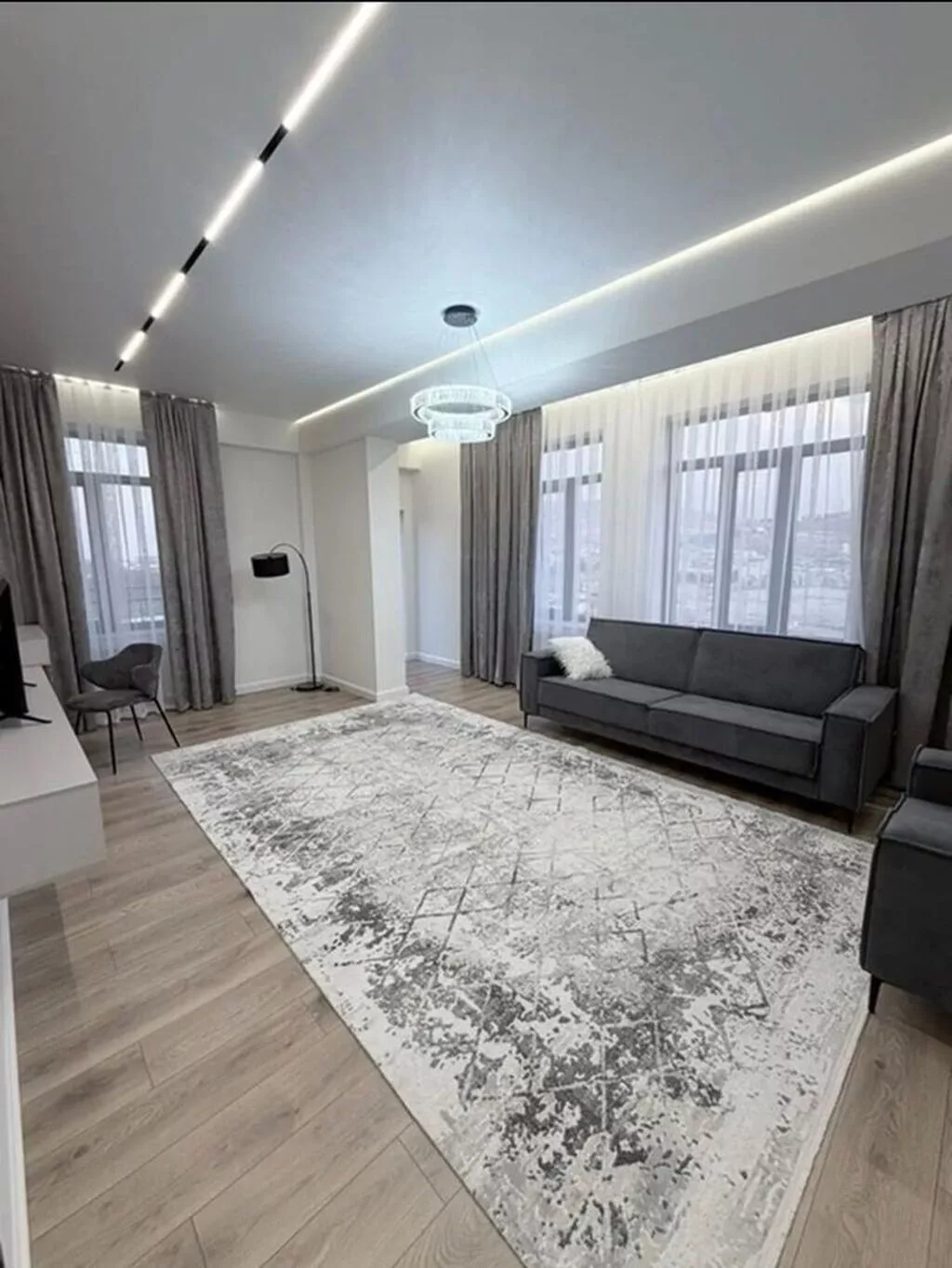 2 комнаты, 88 м², 12 мкр 12 этаж, Дизайнерский ремонт