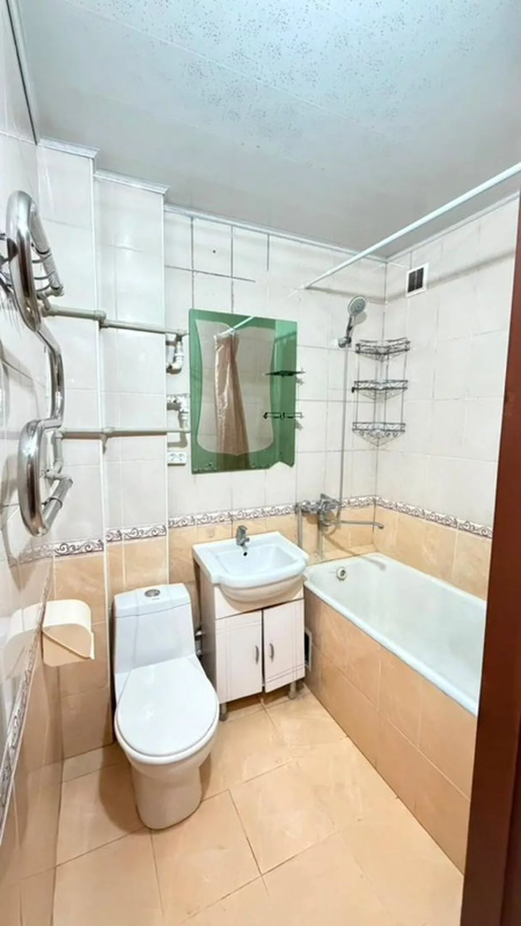 🏡 ПРОДАЁТСЯ 3-КОМНАТНАЯ КВАРТИРА 📍 Район Центральной мечети 📌