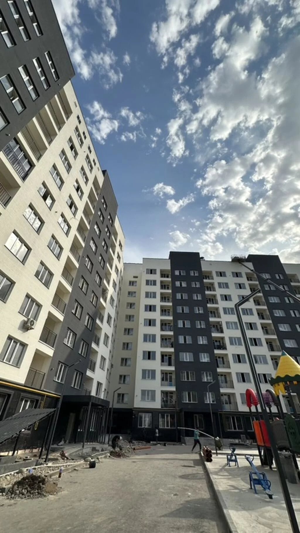 2-комнатная квартира в ЖК «Карагат» Просторная квартира площадью